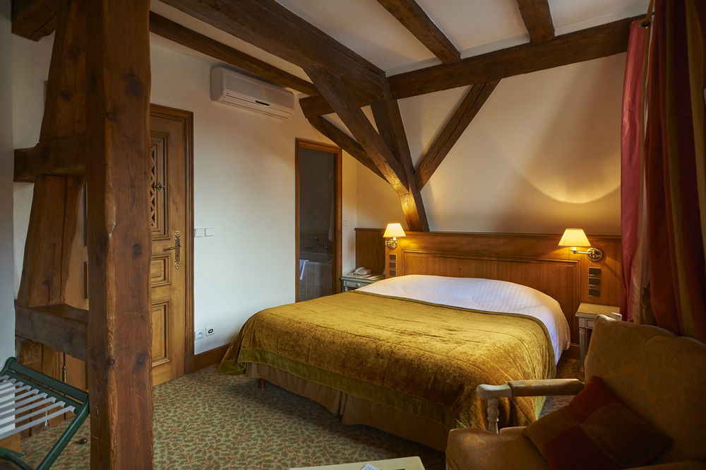 Relais & Chateaux La Maison Des Tetes Colmar Buitenkant foto