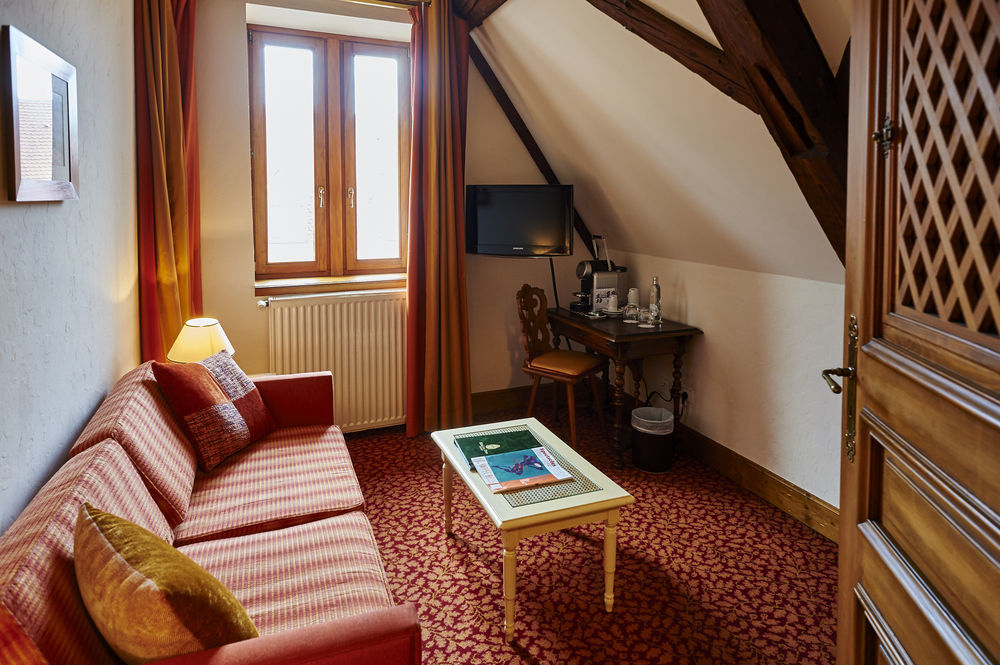 Relais & Chateaux La Maison Des Tetes Colmar Buitenkant foto